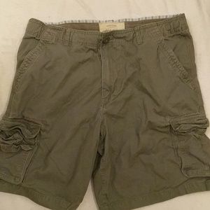 Faded Glory cargo shorts size 40